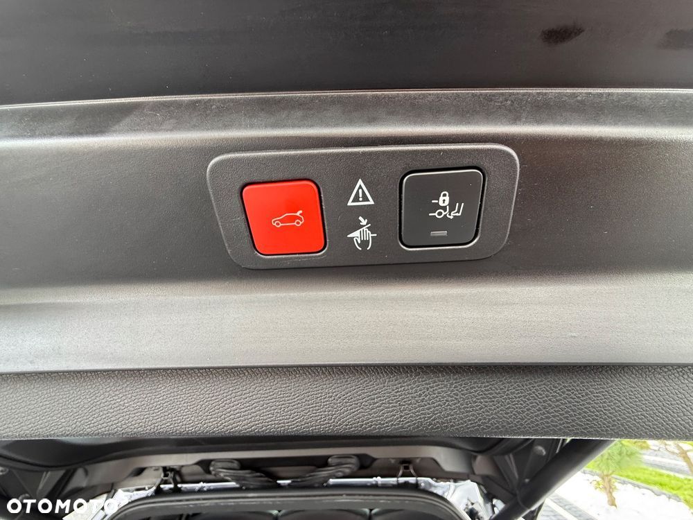 Peugeot 5008 2.0 BlueHDi GT Pack S&S EAT8 - 13