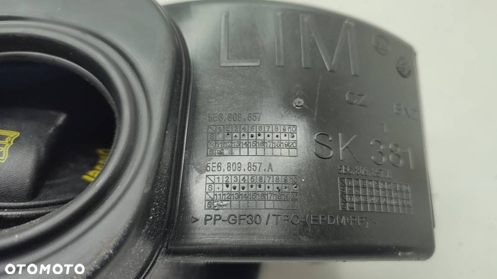 KLAPKA WLEWU PALIWA DIESEL ADBLUE SKODA OCTABIA IV LIFT 8X8X F5W 5E6809857 - 6