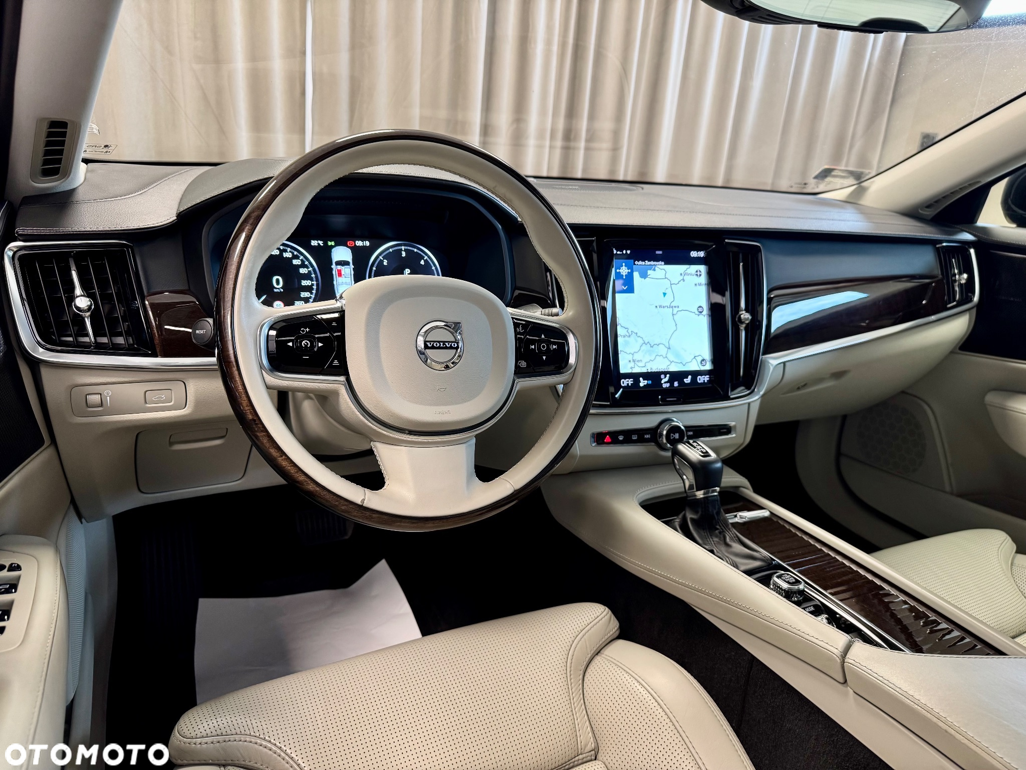Volvo S90 D5 SCR AWD Inscription - 26
