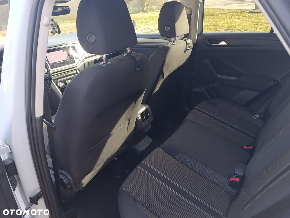 Volkswagen T-Roc - 1