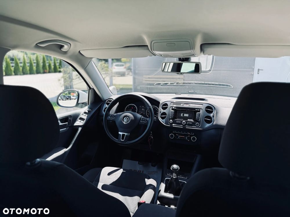 Volkswagen Tiguan 2.0 TDI DPF BlueMotion Technology Lounge Sport & Style - 19
