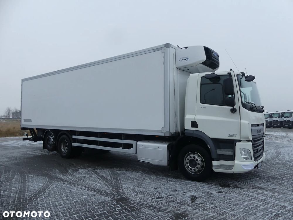 DAF CF 370 / 6x2 / CHŁODNIA 9.40 + WINDA / EURO 6 / CARRIER SUPRA 850 / - 16