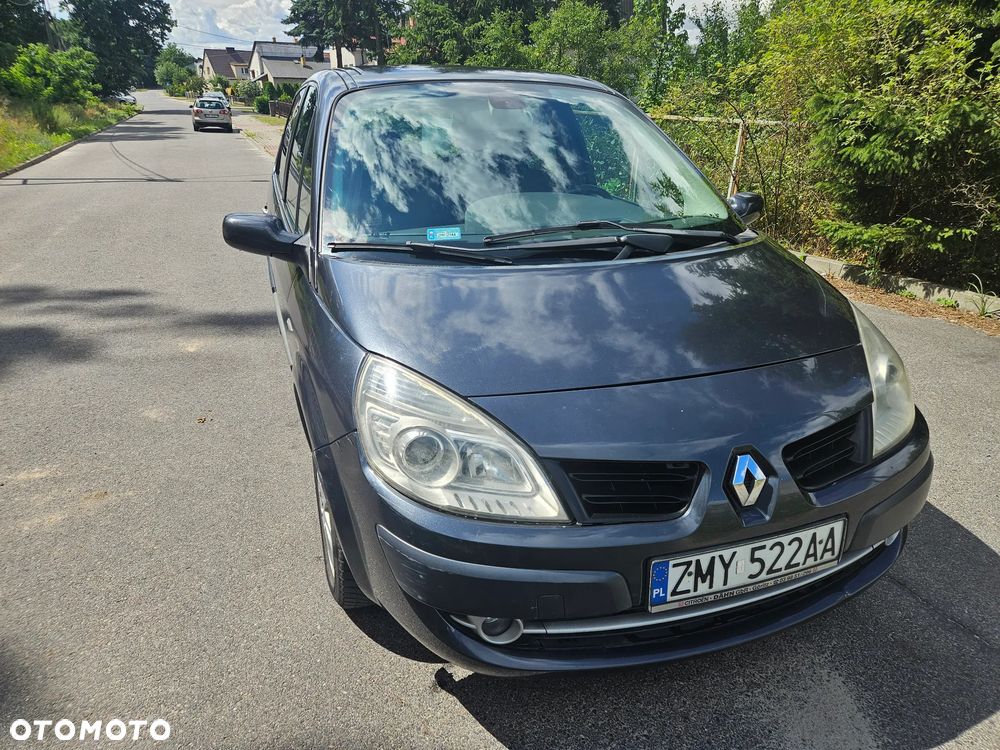 Renault Scenic 1.9 dCi Privilege - 8