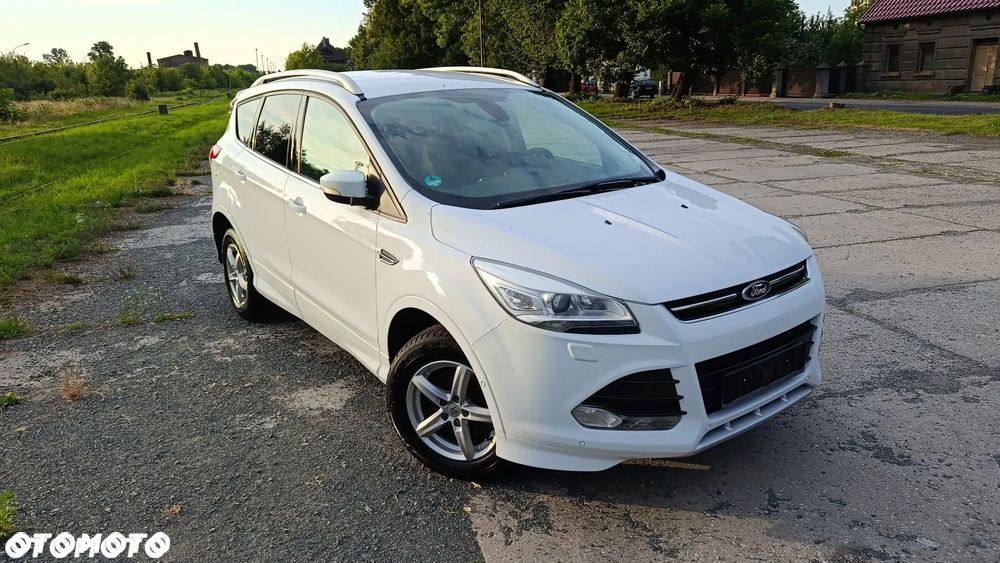 Ford Kuga - 1