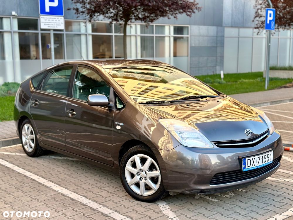 Toyota Prius 1.5 VVT-i Sol - 4