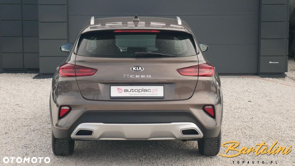 Kia XCeed - 8