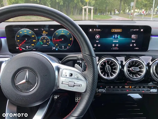 Mercedes-Benz CLA 200 d AMG Line 8G-DCT - 11