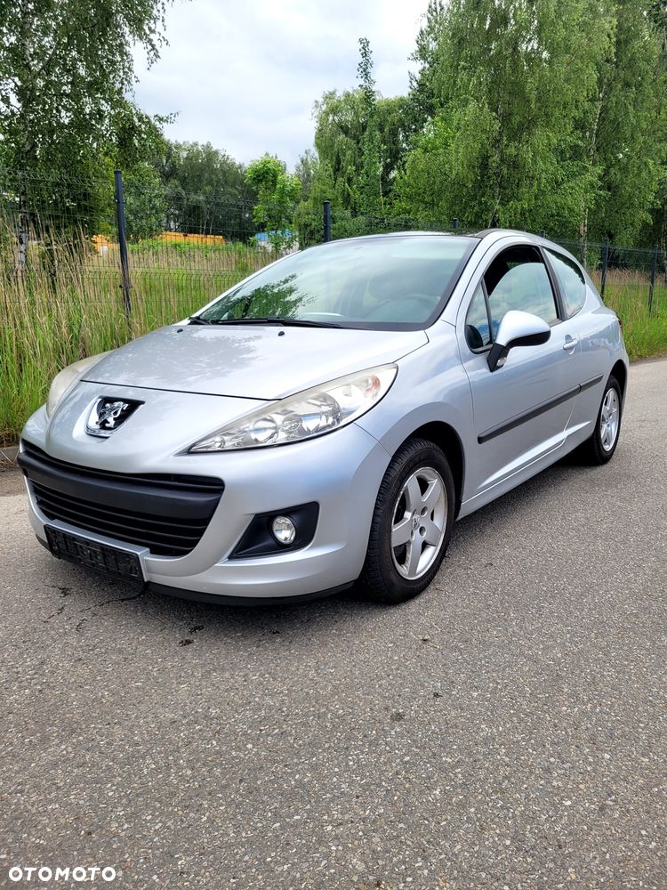 Peugeot 207 1.4 16V Trendy - 1