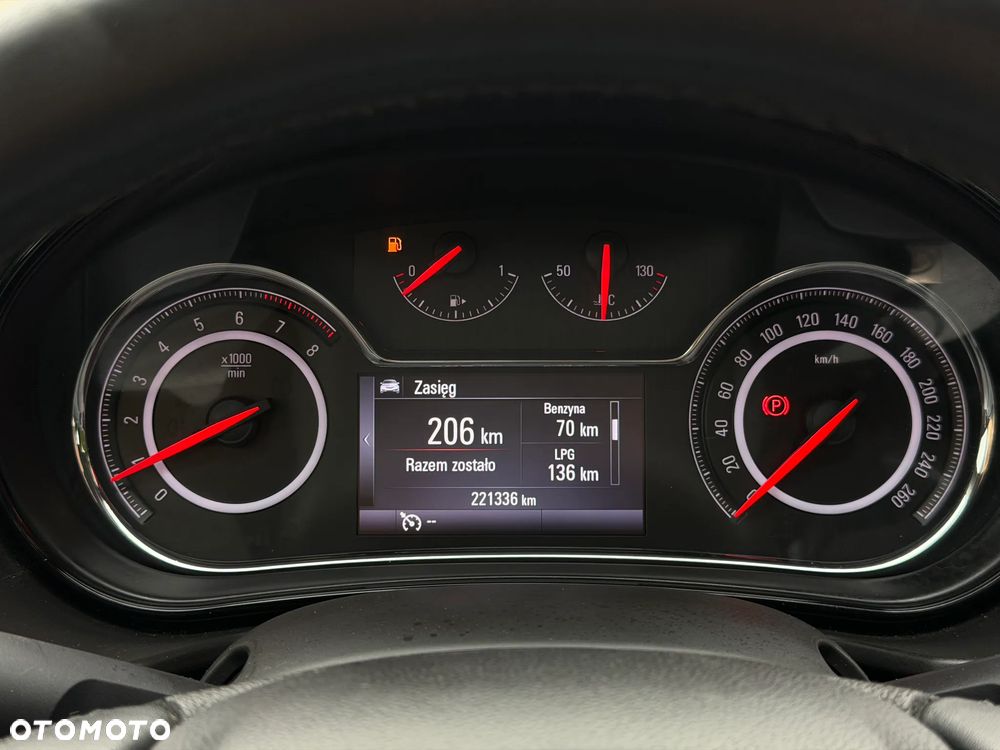 Opel Insignia 1.4 T Cosmo S&S - 17