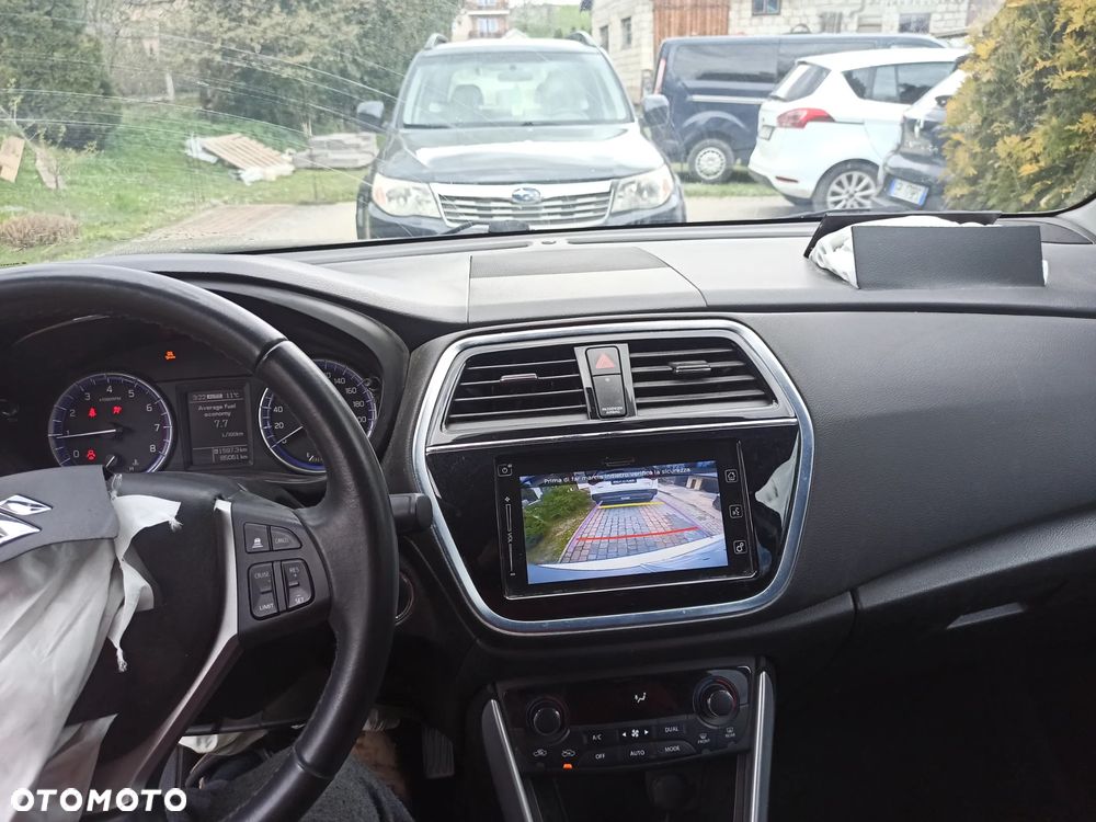 Suzuki S-Cross - 9