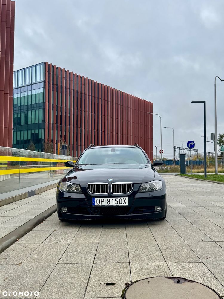 BMW Seria 3 325i - 9