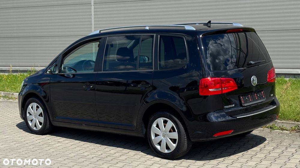Volkswagen Touran 1.4 TSI DSG Comfortline - 5