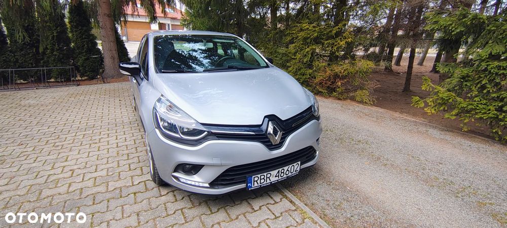 Renault Clio (Energy) dCi 90 Start & Stop INTENS - 8