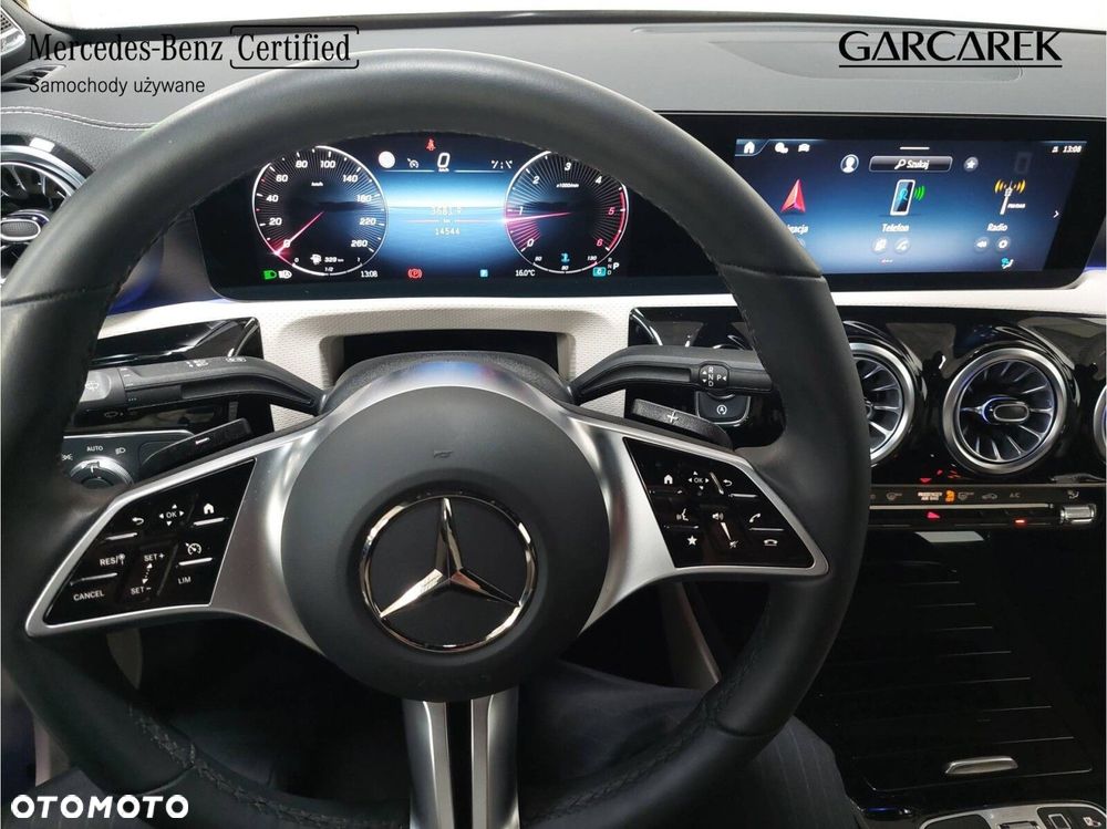 Mercedes-Benz CLA 200 d Progressive 8G-DCT - 26