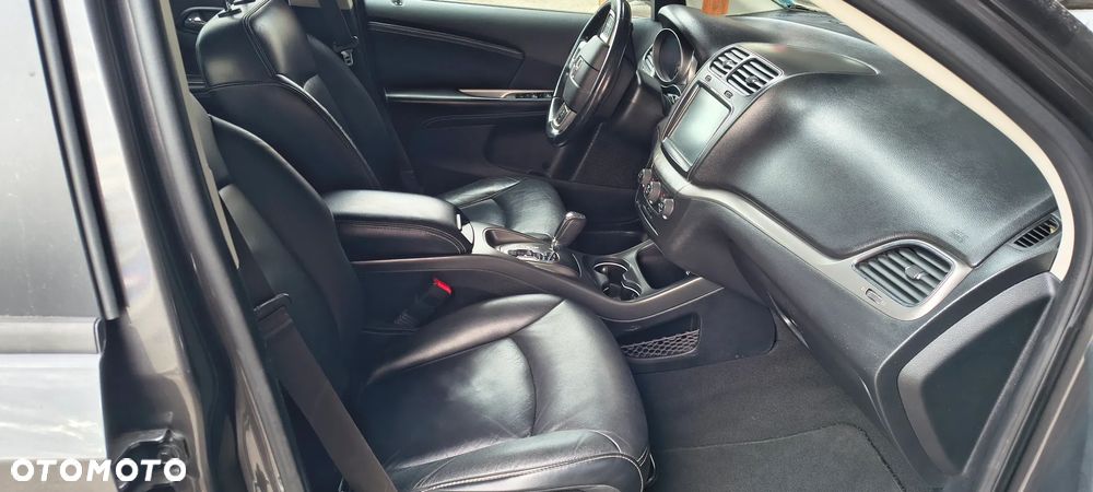 Dodge Journey - 9