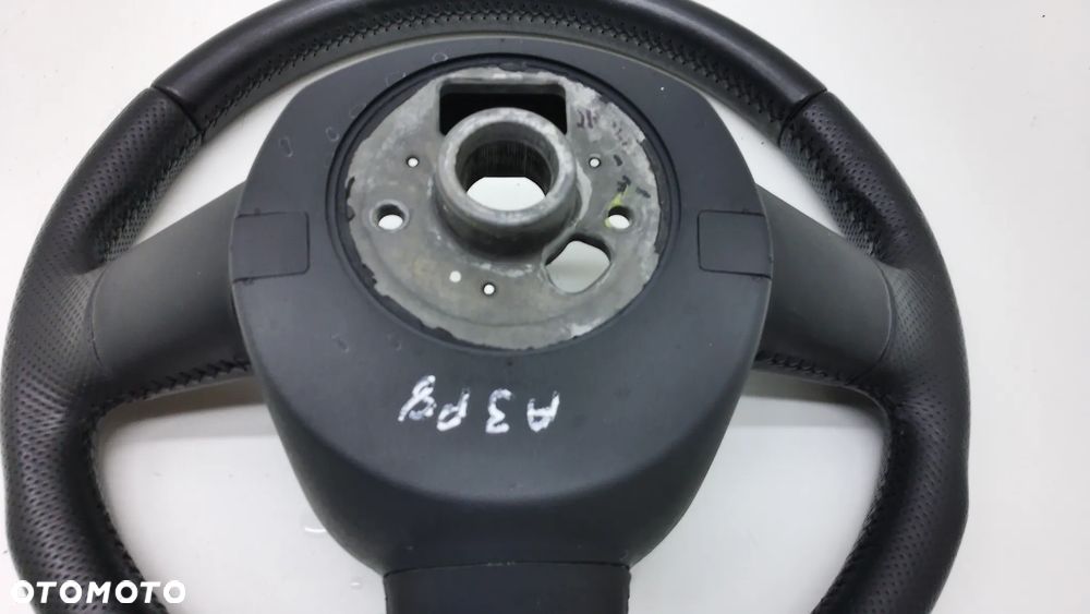 Audi A3 8P Kierownica 8P0124A - 4