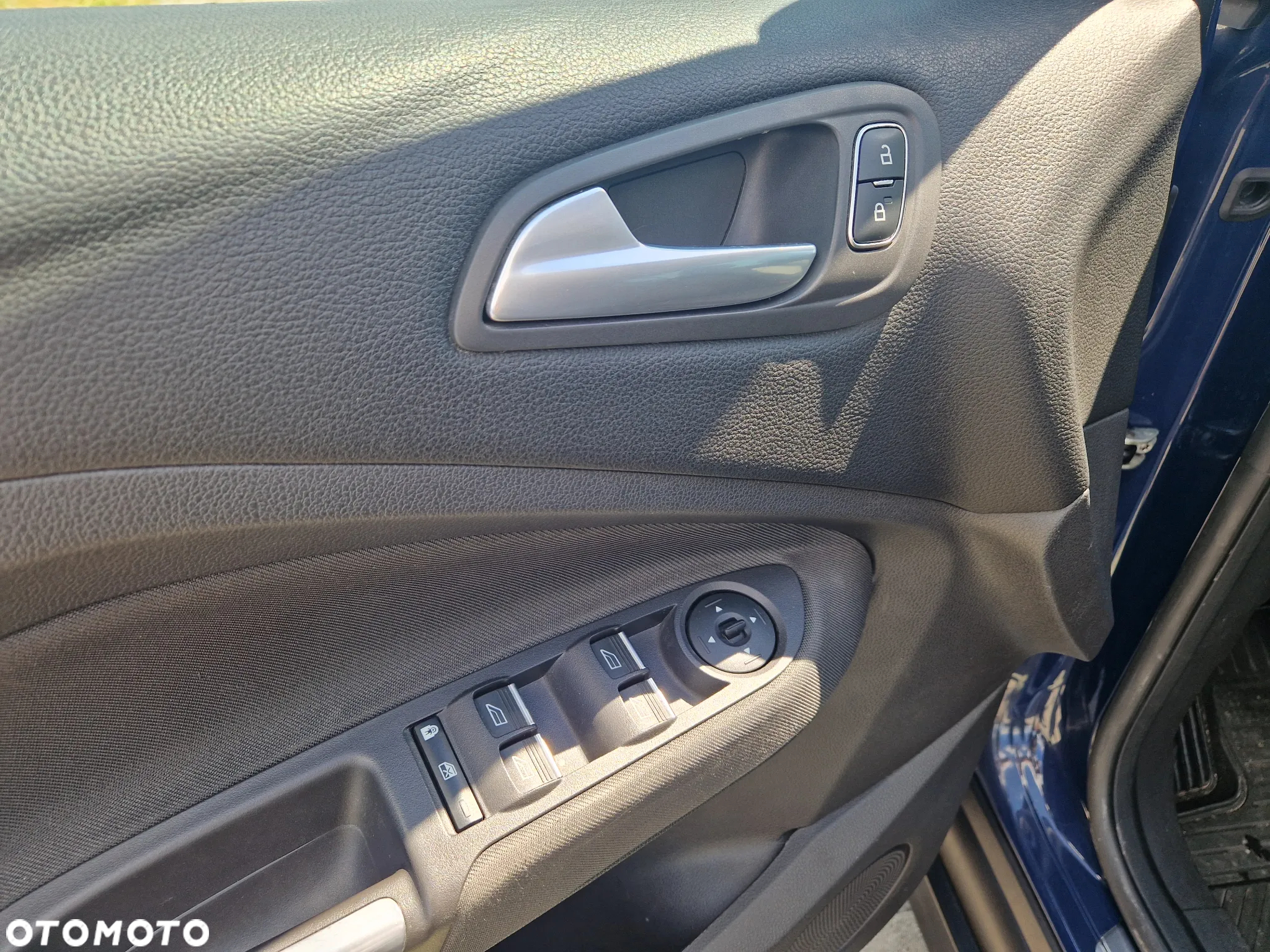 Ford Grand C-MAX - 11