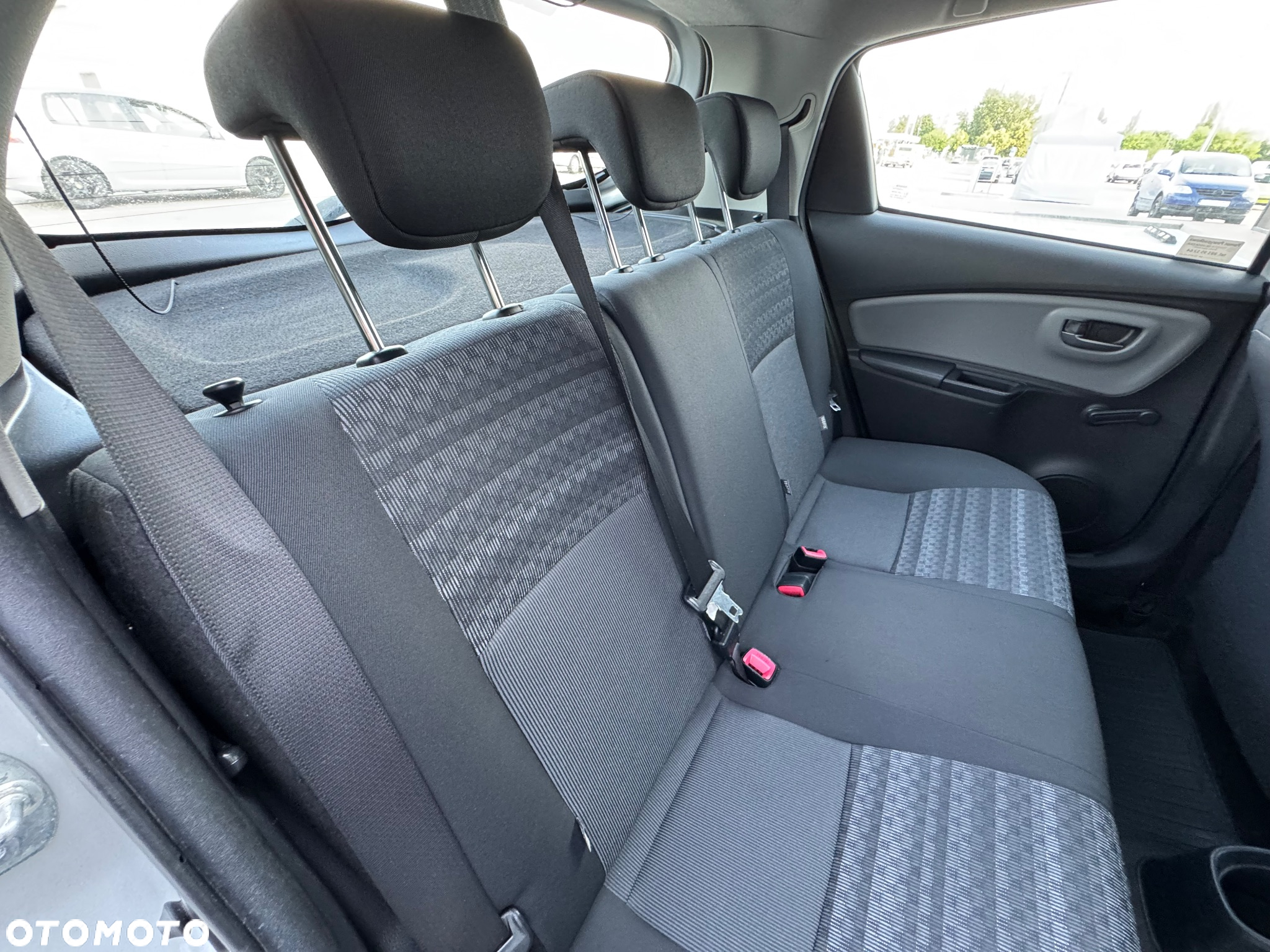 Toyota Yaris 1.0 Active - 10