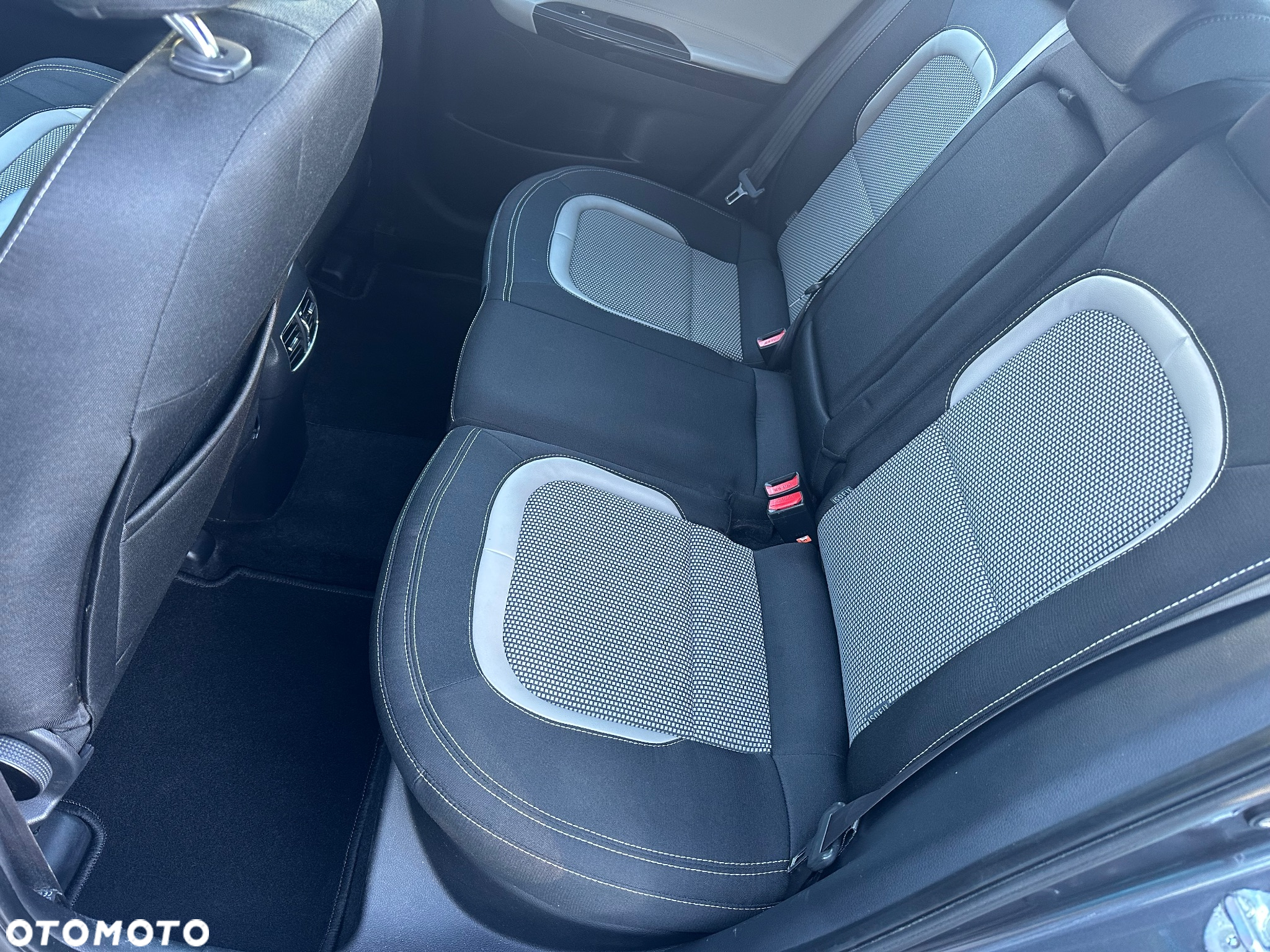 Kia Ceed Cee'd 1.6 GDI L Business Line DCT - 15