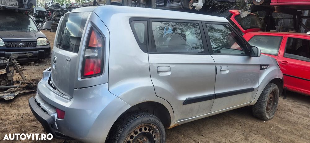 Piese de Kia Soul 1 motor 1.6 CRDi diesel cod D4FB 2010 - 1