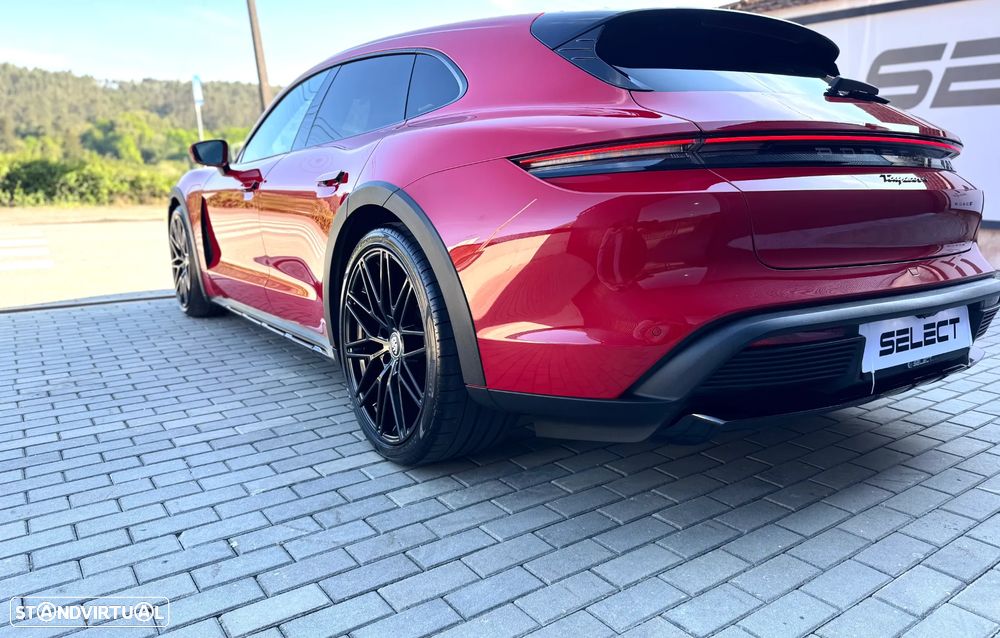 Porsche Taycan Cross Turismo 4 - 15