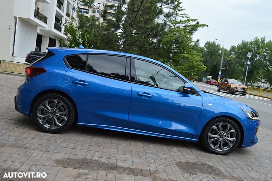 Ford Focus - 31