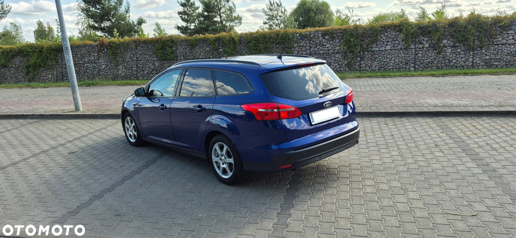 Ford Focus Turnier 1.5 EcoBlue Start-Stopp-System TITANIUM STYLE - 6