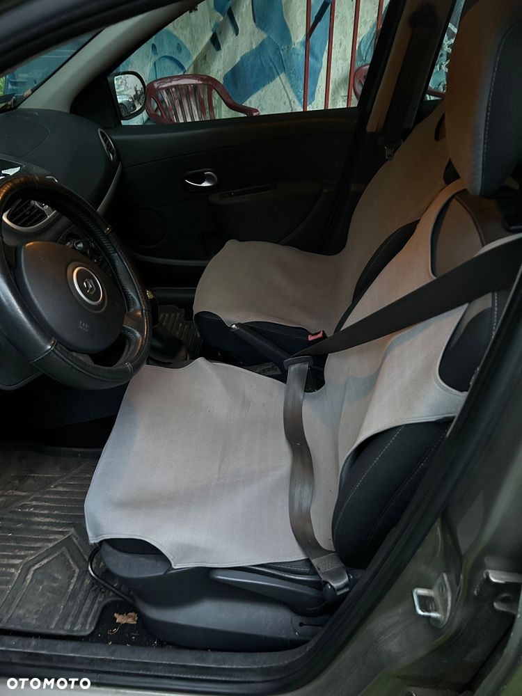 Renault Clio 1.2 16V Dwudziestka Euro5 - 7