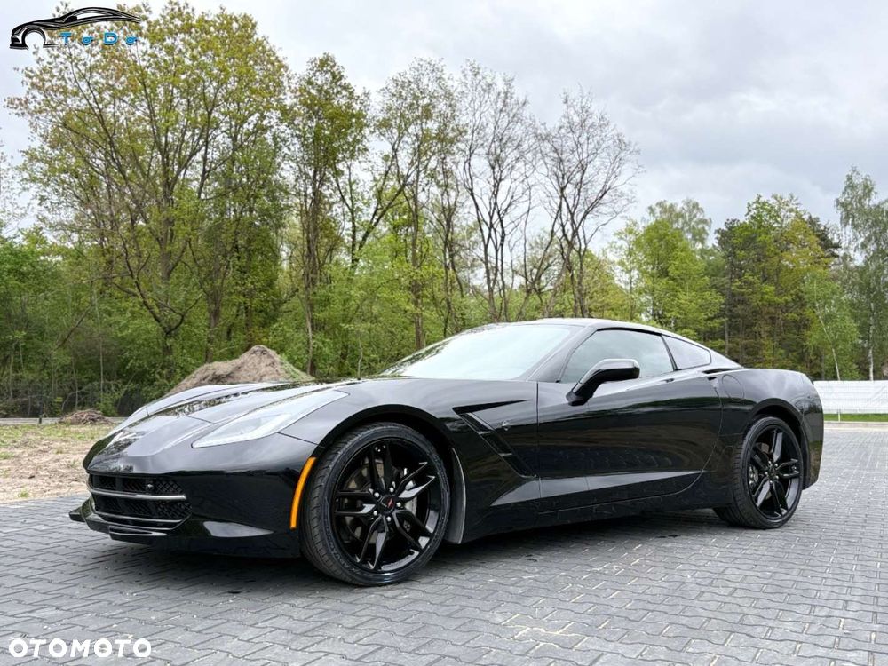 Chevrolet Corvette - 13