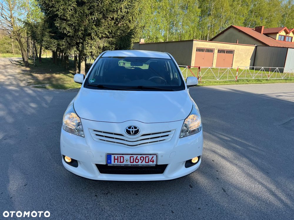 Toyota Verso 1.8 5-Sitzer Executive - 31