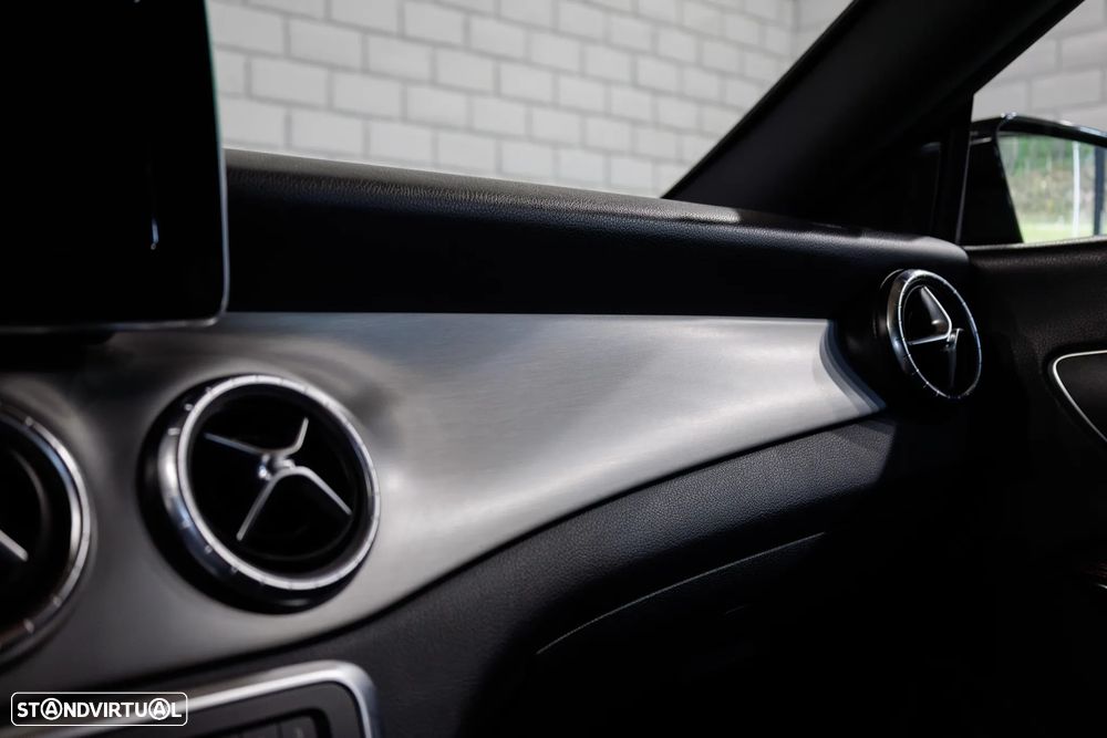 Mercedes-Benz CLA 180 d AMG Line Aut. - 18