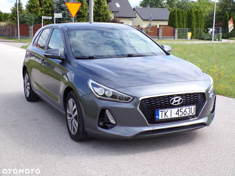 Hyundai i30 1.6 CRDI Intro Edition - 3