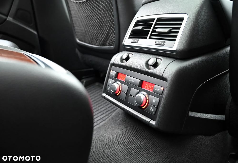 Audi Q7 4.2 FSI Quattro Tiptronic - 29