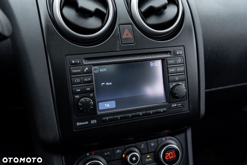 Nissan Qashqai 2.0 4x4 Tekna - 32