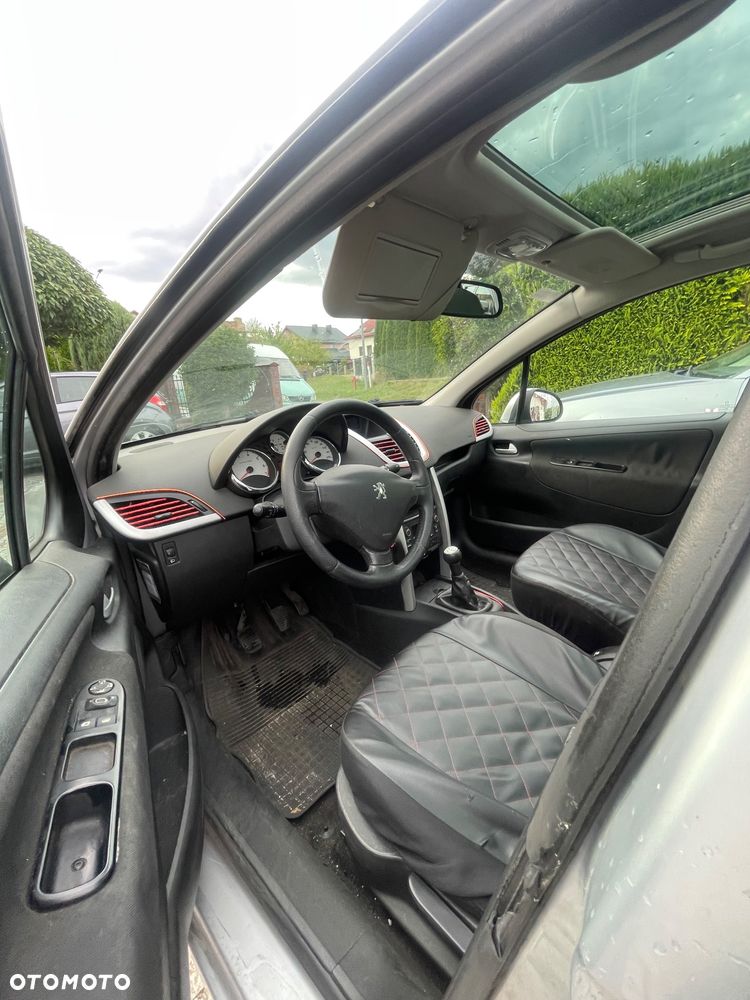 Peugeot 207 1.4 16V Trendy - 14