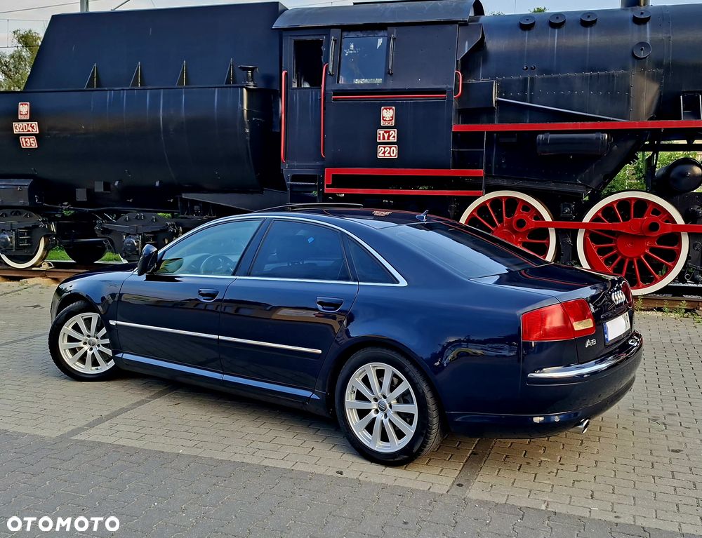 Audi A8 4.2 Quattro - 20