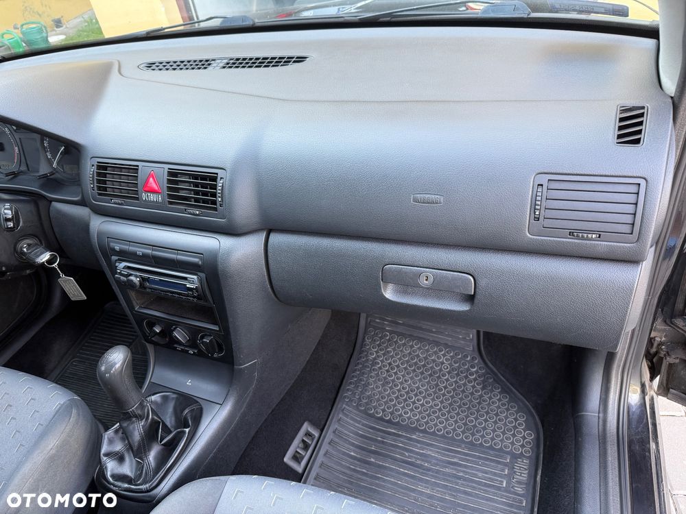 Skoda Octavia 1.9 TDI Tour - 17