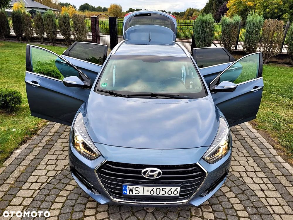 Hyundai i40 Kombi blue 1.7 CRDi Premium - 14