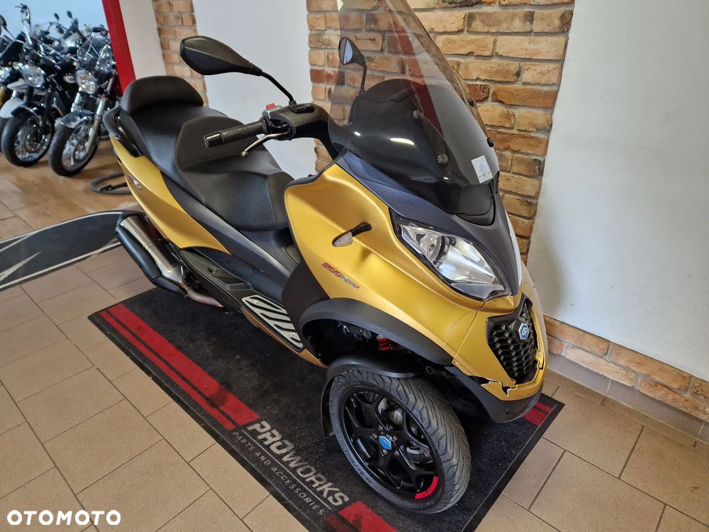 Piaggio MP-3 - 36