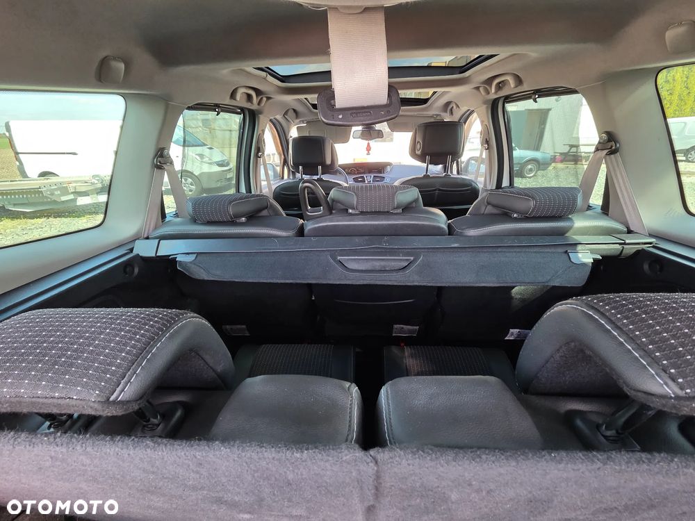 Renault Grand Scenic dCi 110 EDC Bose Edition - 35