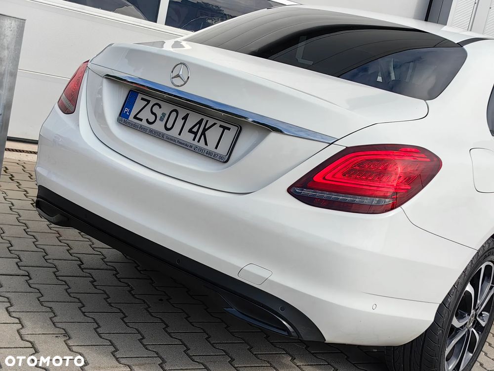 Mercedes-Benz Klasa C 220 d 4MATIC 9G-TRONIC - 2