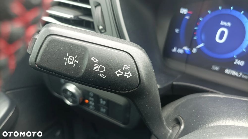 Ford Kuga 2.5 FHEV FWD ST-Line - 22