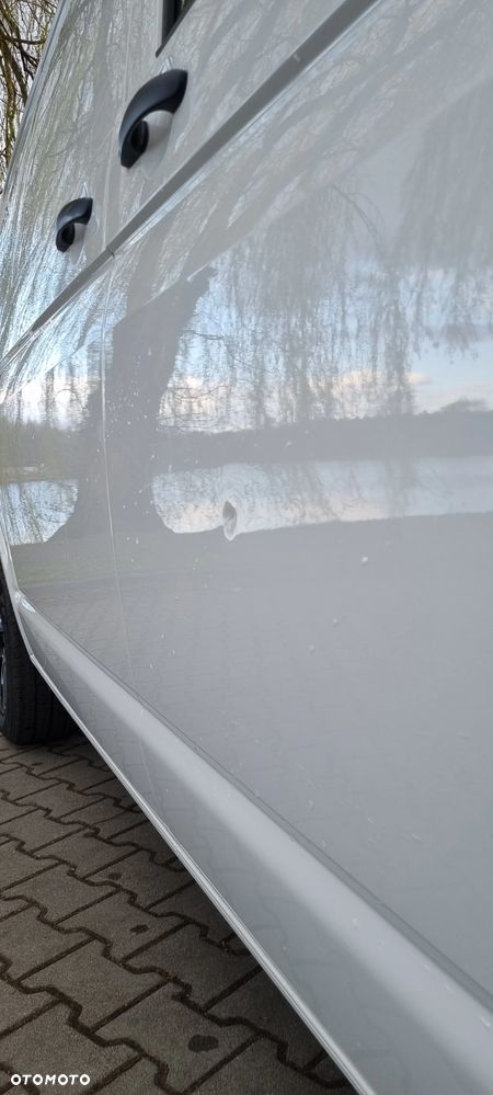 Volkswagen Transporter - 7