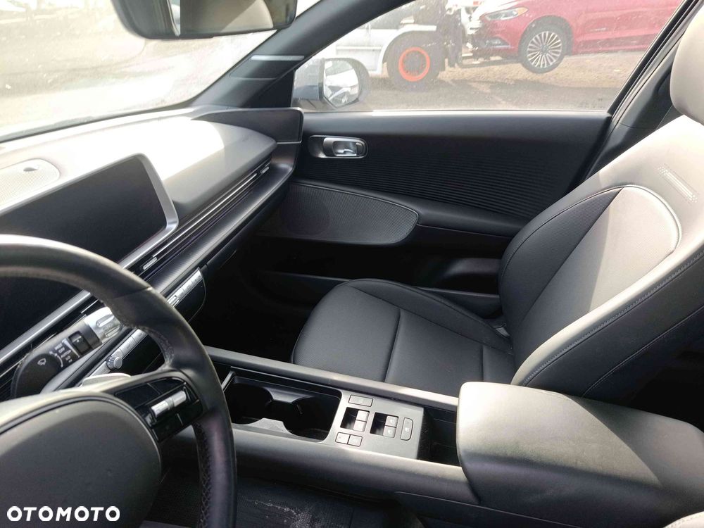 Hyundai IONIQ 6 77,4 kWh Dynamiq - 29