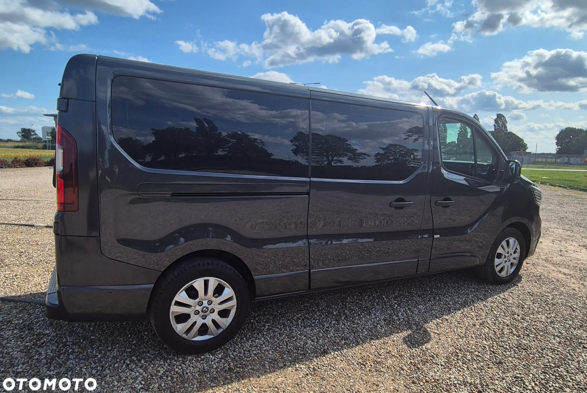 Renault Trafic - 2