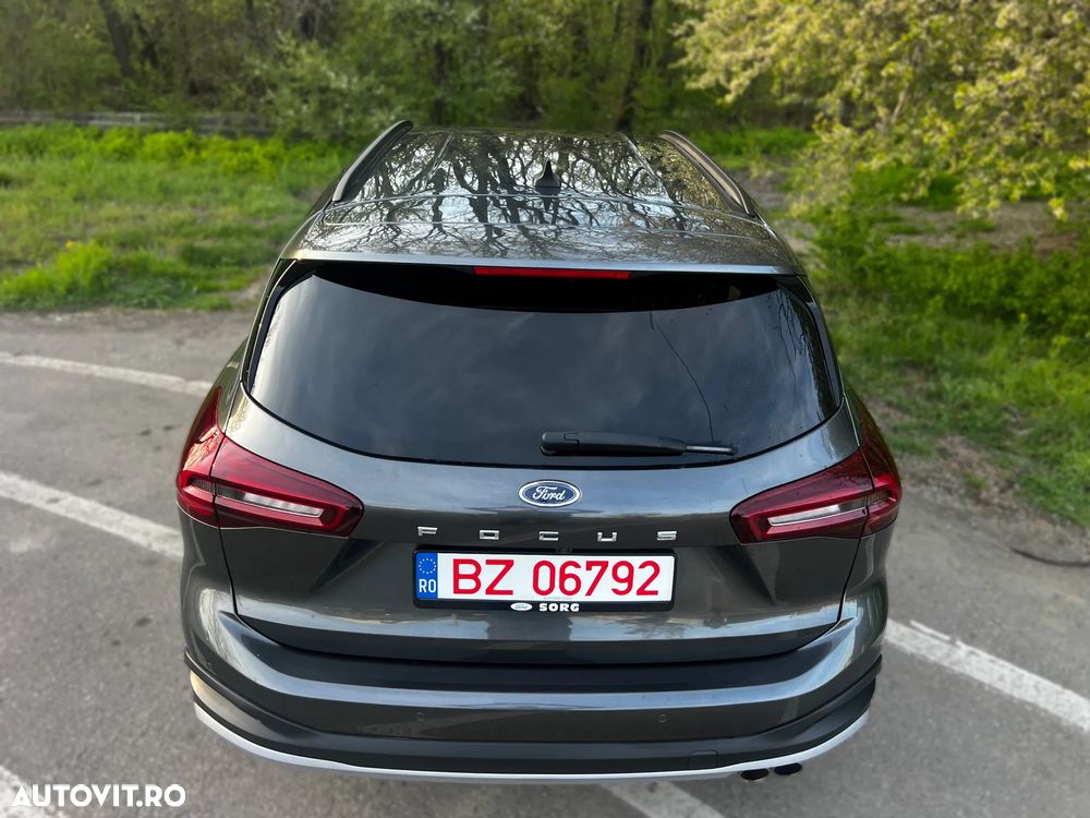 Ford Focus 1.5 EcoBlue 8AT Active - 11