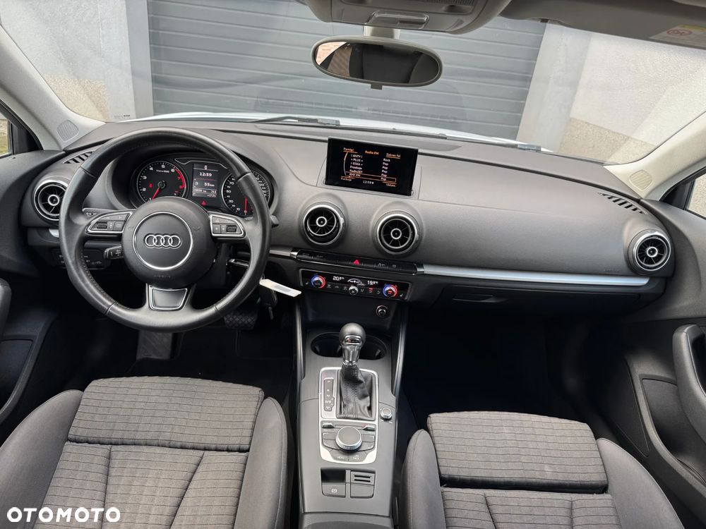 Audi A3 Sportback 1.8 TFSI S tronic Attraction - 17