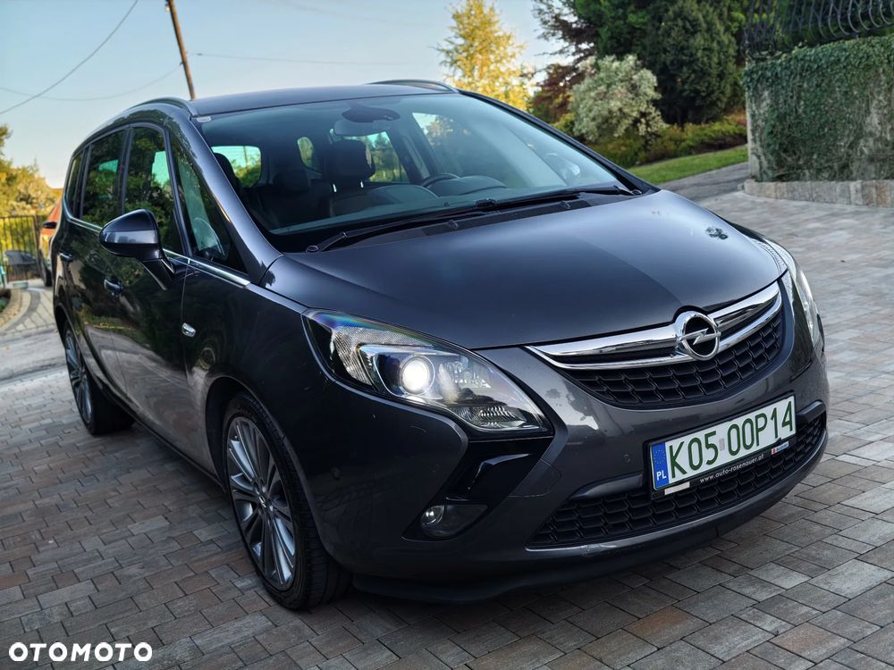 Opel Zafira - 2
