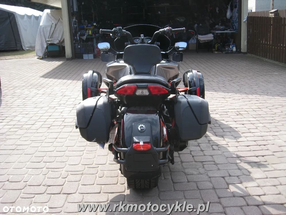 Can-Am Spyder - 4