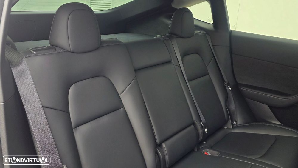 Tesla Model Y Standard - 20
